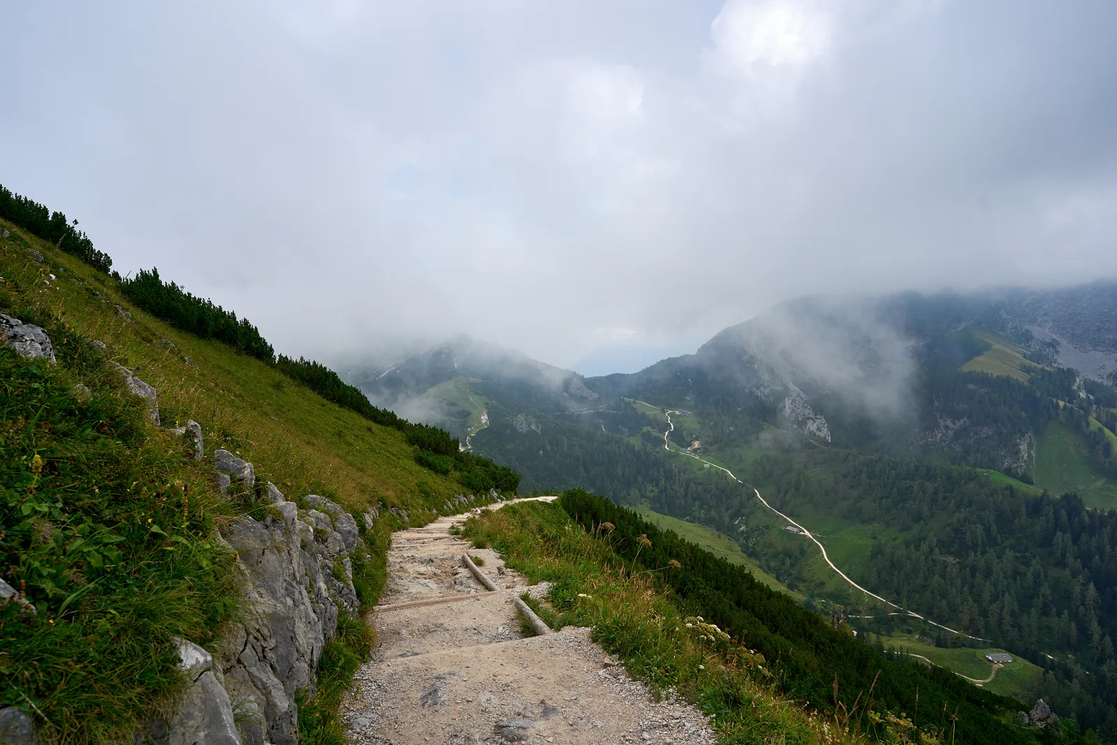Hiking trail on the Jenner near Schönau on Lake Königssee