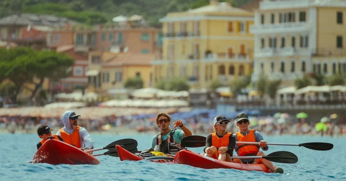 Offer photo: From Monterosso to Vernazza: Guided Cinque Terre Kayak Tour