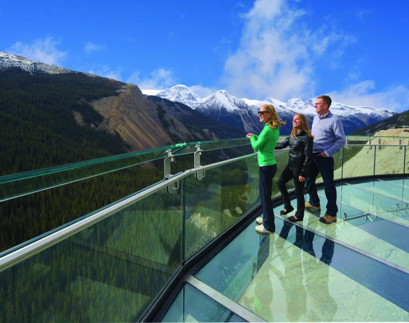 Offer photo: From Banff or Lake Louise: one-way sightseeing tour to Jasper