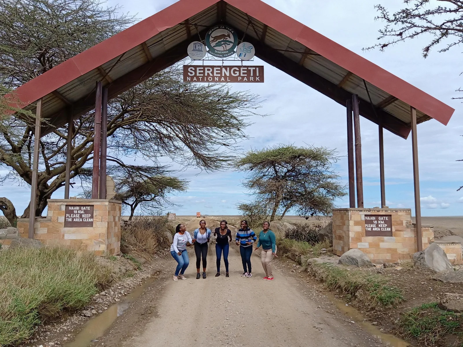 Offer photo: 4 days Serengeti and Ngorongoro from Arusha, camping with a cook