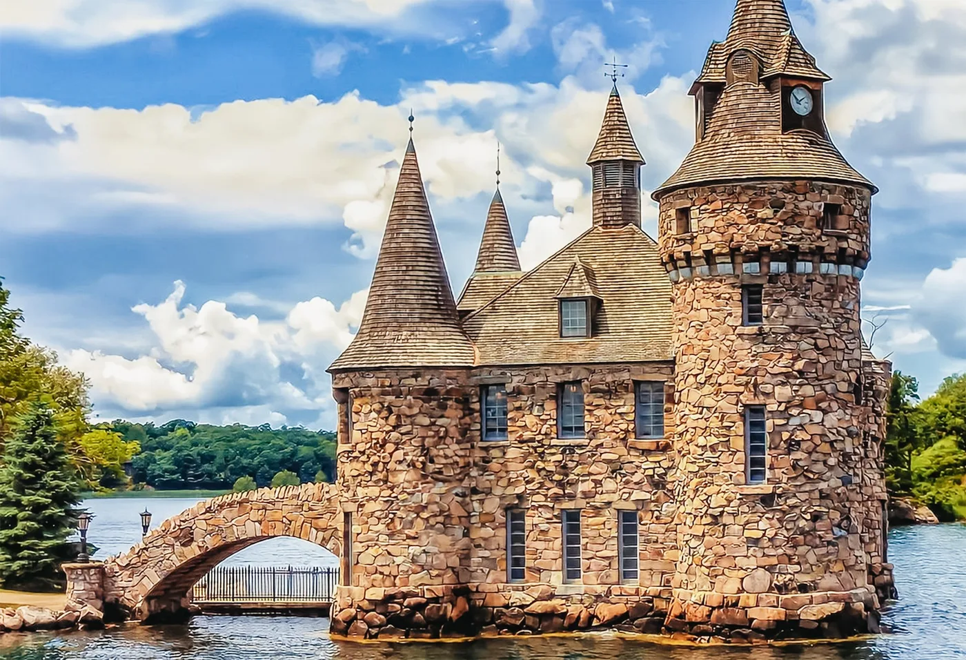Offer photo: Gananoque: 1000 Islands cruise & optional Boldt Castle entry