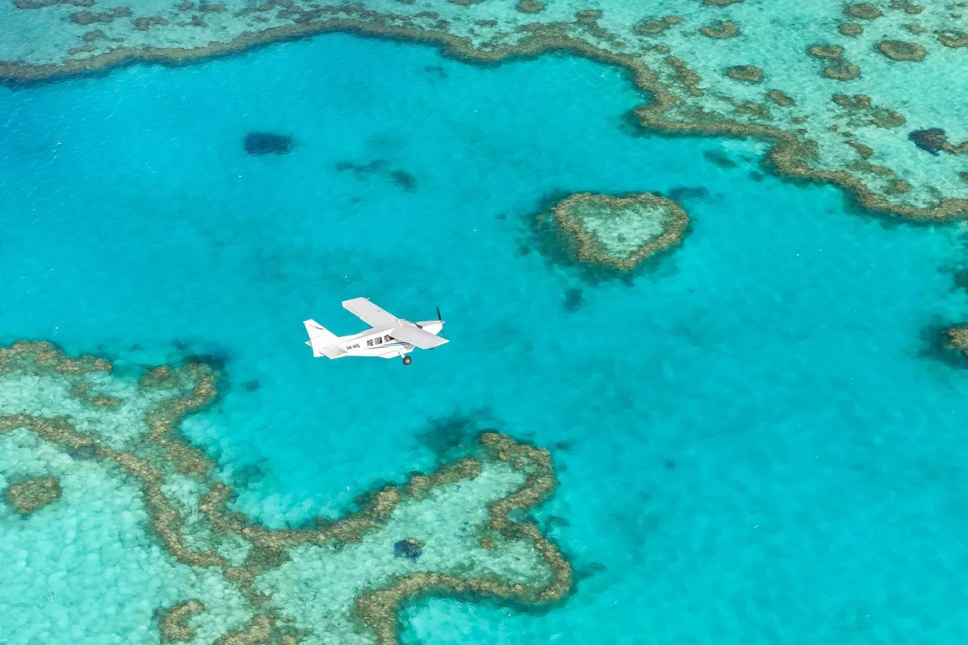 Offer photo: Airlie Beach: Whitsundays & Heart Reef Scenic Flight